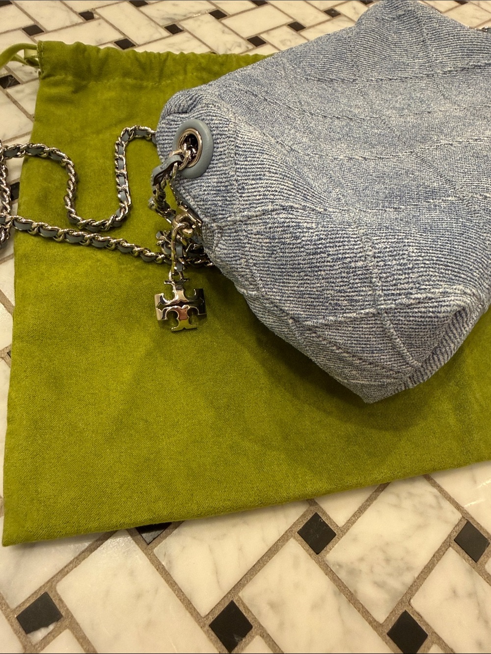 Tory Burch Quilted Light Blue Denim suede Chain Crossbody - Picture 4 of 4